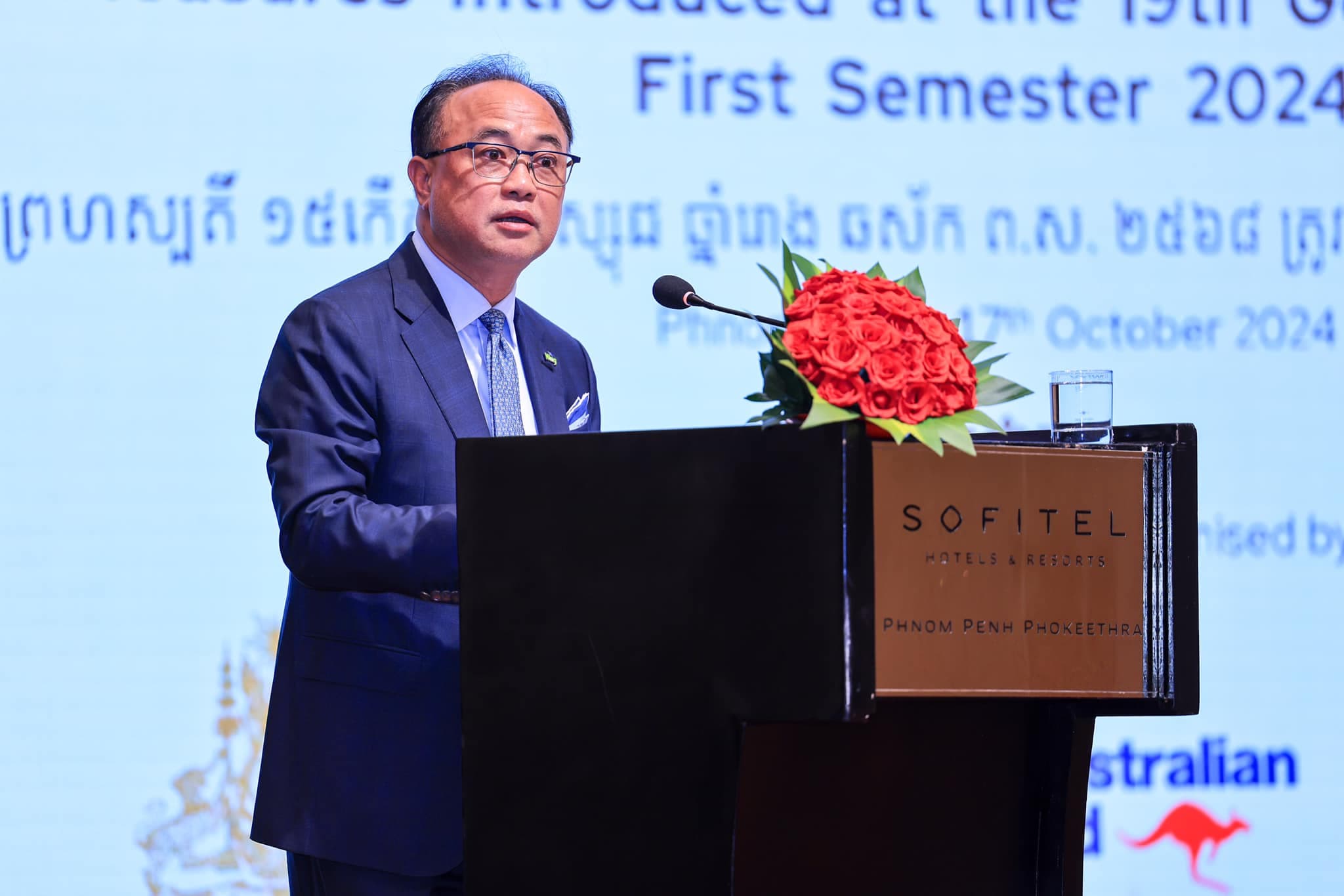 អ្នកឧកញ៉ា គិត ម៉េង កោតសរសើរចំពោះវឌ្ឍនភាព ដែលវេទិការាជរដ្ឋាភិបាល-ផ្នែកឯកជន លើកទី១៩ សម្រេចបានការដោះស្រាយបញ្ហាសំខាន់ៗជូនវិស័យឯកជនបានរហូតដល់៦៩%